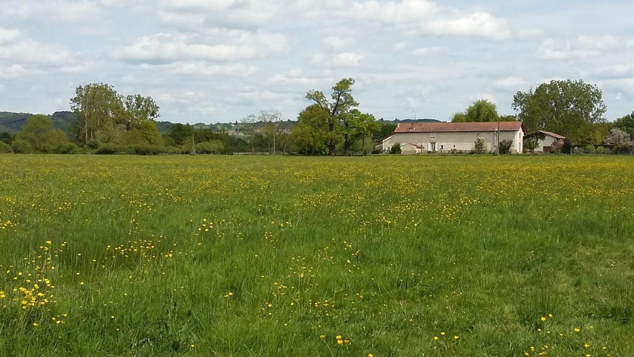 Appartement La Ferme Du Nizon à Valeille Extérieur photo