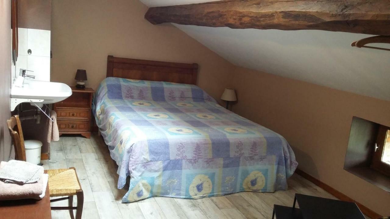 Appartement La Ferme Du Nizon à Valeille Extérieur photo